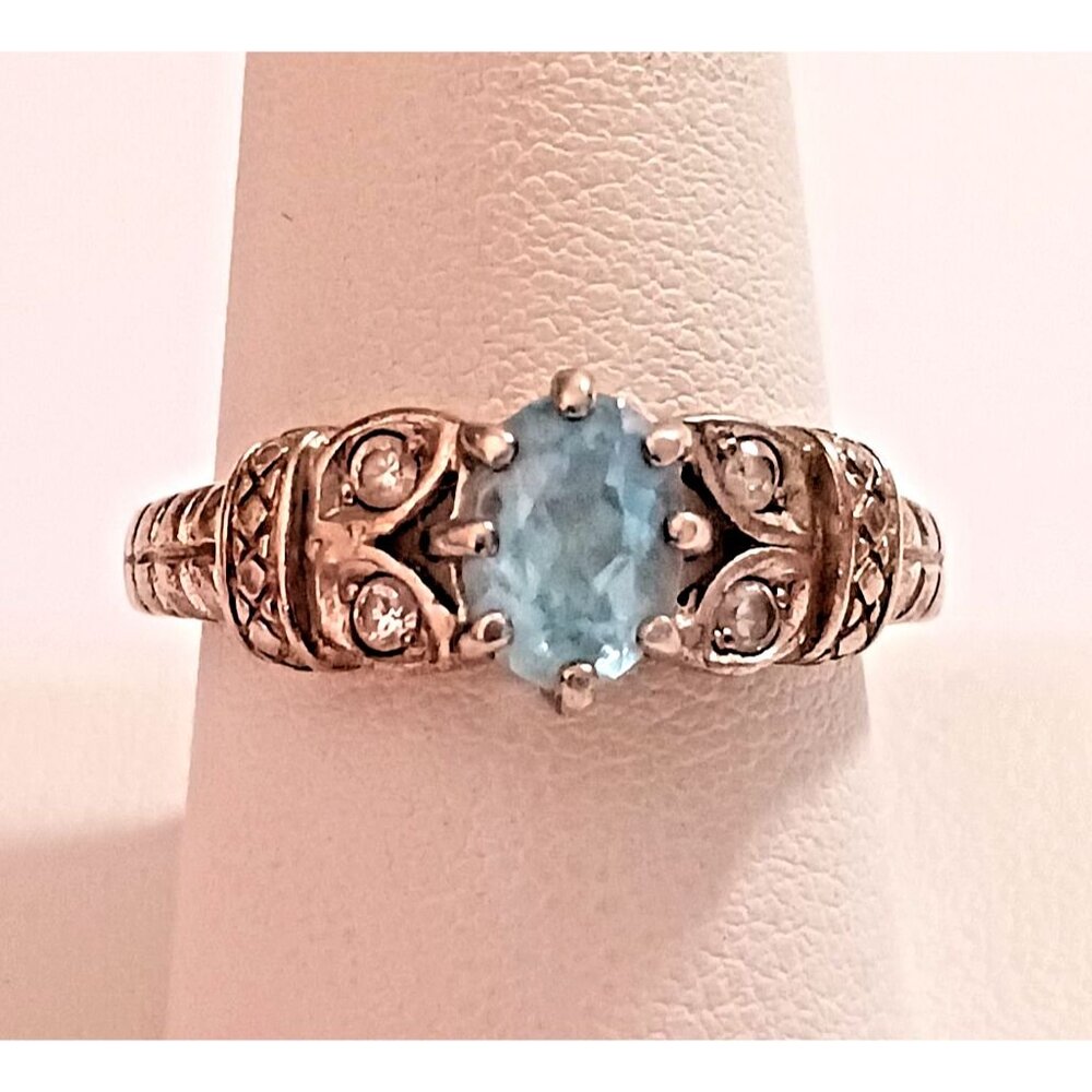 Blue Topaz in Sterling Silver ring lady's s10 (1609)